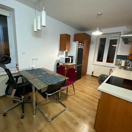 Apartament Czytelnia - Parking Gratis Poznań Eksteriør billede